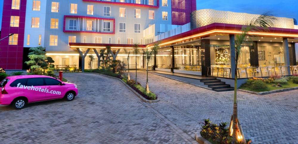 favehotel Tuban Tuban  Buitenkant foto